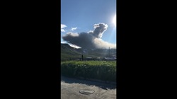Вулкан Эбеко на Курилах устроил пепловый выброс