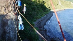 На Сахалине участники областного первенства состязались на спелеодистанции