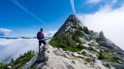 Бывший кавээнщик Тарбаев обсудил перспективы развития экотуризма на Дальнем Востоке