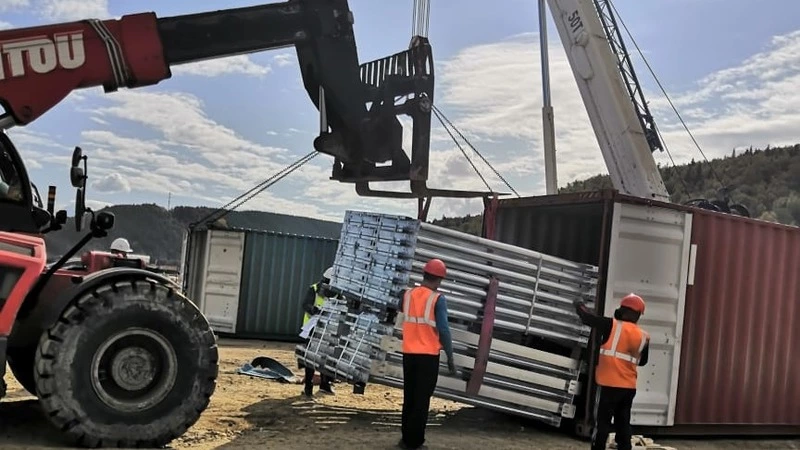 На Сахалин привезли технику для сборки крупнейшего в России магистрального угольного конвейера