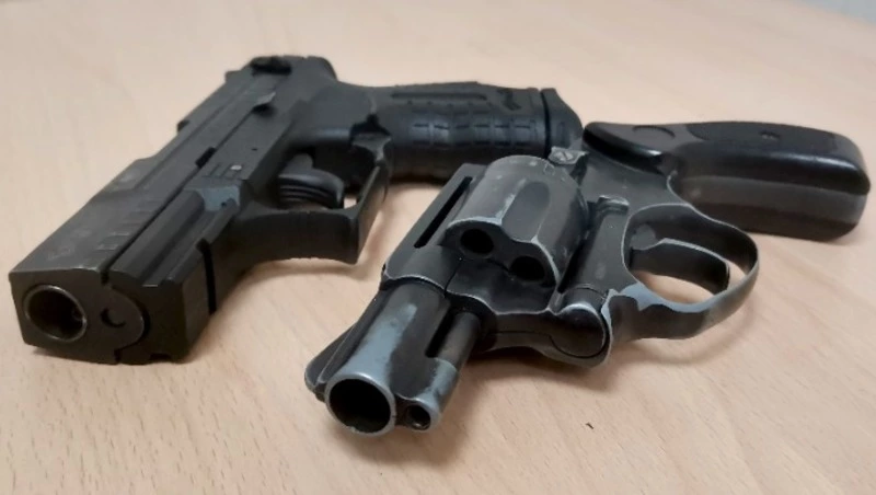 На Сахалине росгвардейцы забрали у владельца травматический пистолет из-за неумения им пользоваться