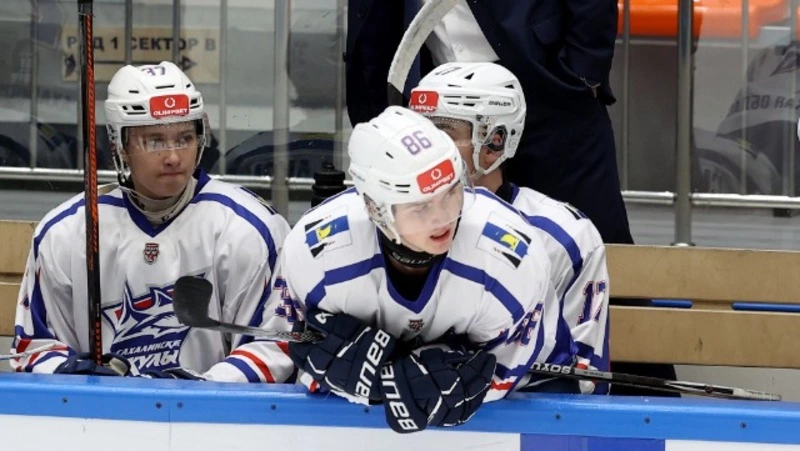 «Сахалинские Акулы» завершат выездную серию матчем против «Тюменского Легиона»