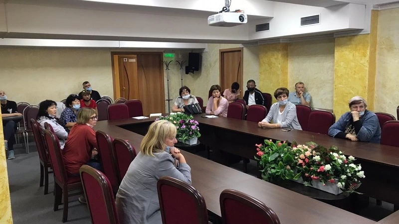 Сахалинским предпринимателям рассказали, как не нарушить закон при продаже алкоголя