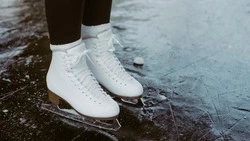 Детей и взрослых позвали кататься на коньках в Южно-Сахалинске