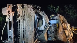  Водитель КамАЗа погиб в ДТП в Тымовском районе