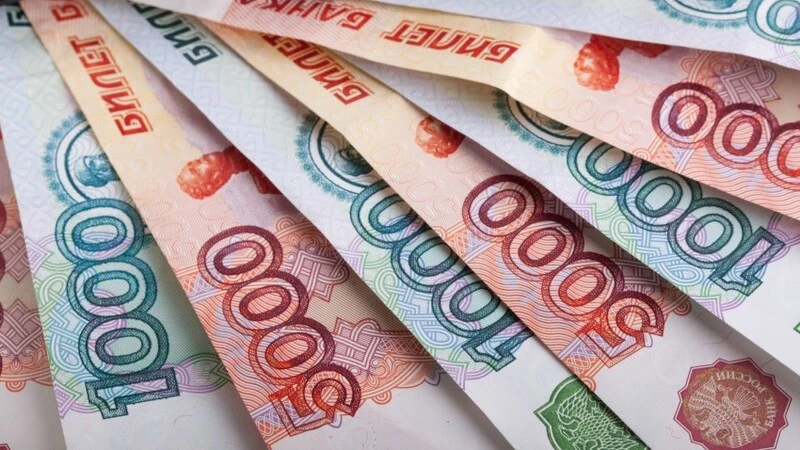 ВТБ начал выдачу кредитов на зарплату компаниям среднего бизнеса