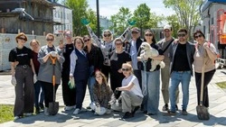 Бульвар студентов в Южно-Сахалинске украсили кусты сирени и черемуха