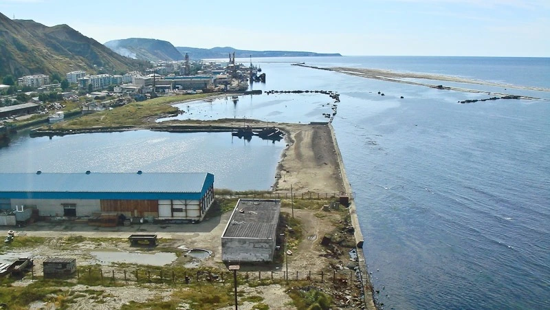 Невельский морпорт обязали выплатить пени 80 тысяч долларов туркам за просрочку обязательств