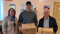 Жители Долинского района передали гуманитарную помощь земляку в зону СВО