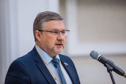 Карлов высказался о планах Польши на контроль некоторых территорий Украины