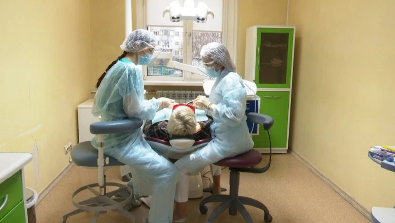 Секреты здоровых зубов раскрыли жителям Сахалинской области