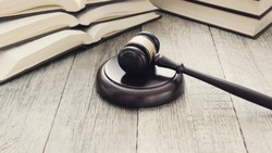 Суд продлил испытательный срок осужденного на Сахалине за нарушение условий