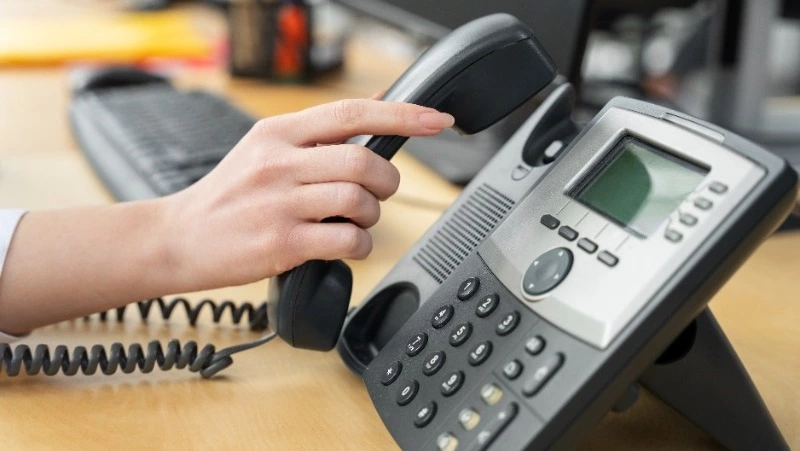 В работе телефона 1-300 произошел сбой