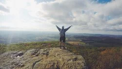 Сахалинцы отметили День России восхождением на гору Российская