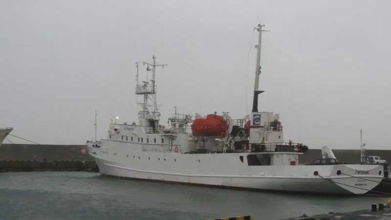 Отремонтированный теплоход «Гипанис» готовят к рейсу на Северные Курилы