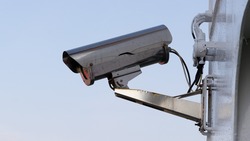Охинец попросил у губернатора поставить камеры наблюдения хотя бы на паре улиц