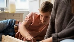 Сахалинским сиротам вдвое сократили срок оформления в собственность выданных по найму квартир