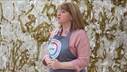 В Южно-Сахалинске школьники активно участвуют в плетении маскировочной сети для отправки на СВО 