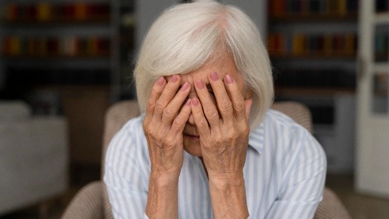 Семейная пара из Охи обокрала пенсионерку из Тымовского с помощью банковской карты