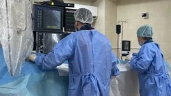 Сахалинские врачи освоили сложную операцию на сосудах сердца