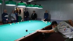 Ветераны СВО из Холмска и Южно-Сахалинска сразились в турнире по бильярду