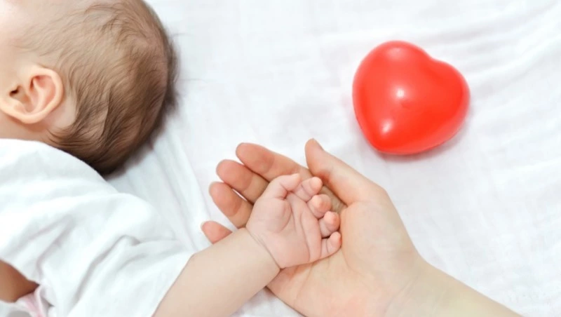 Сабрина и Домиан родились в Ногликах в этом году 