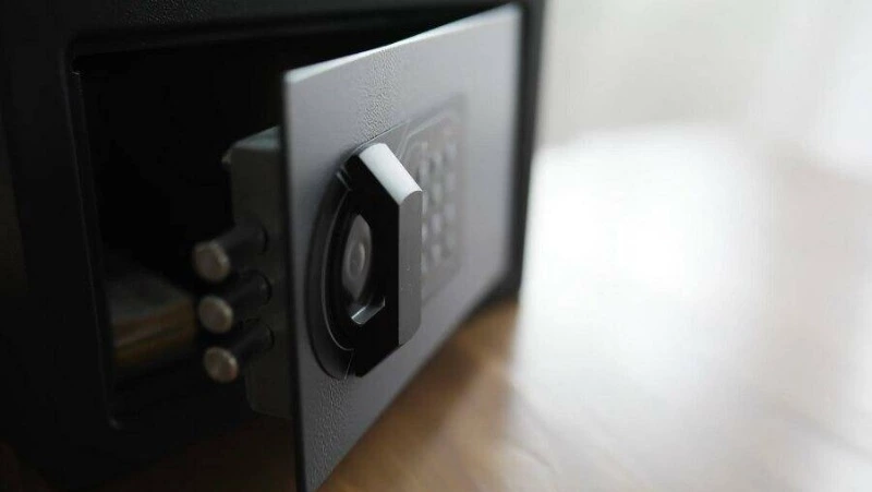 Жительницу Южно-Сахалинска осудили за кражу 3,1 млн рублей из рабочего сейфа