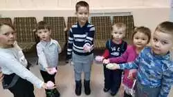 Детей-инвалидов Корсакова научили варить мыло