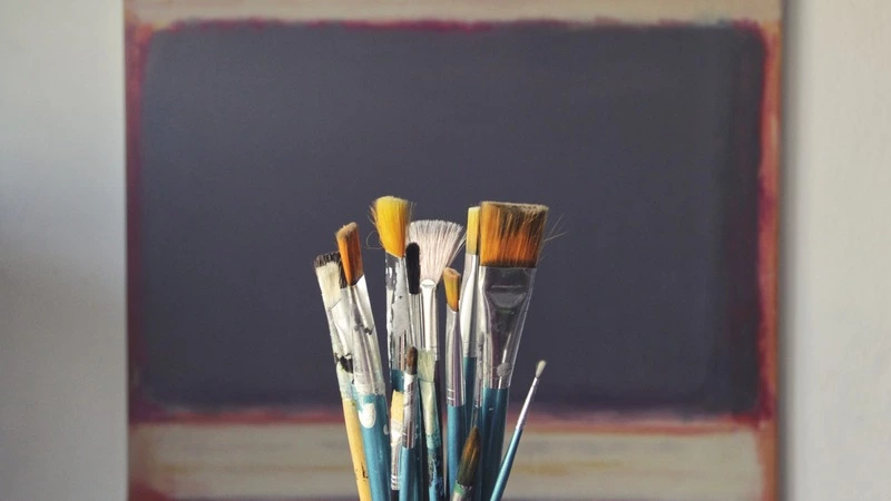 8 декабря — Международный день художника. Сахалинские творцы покоряют мир