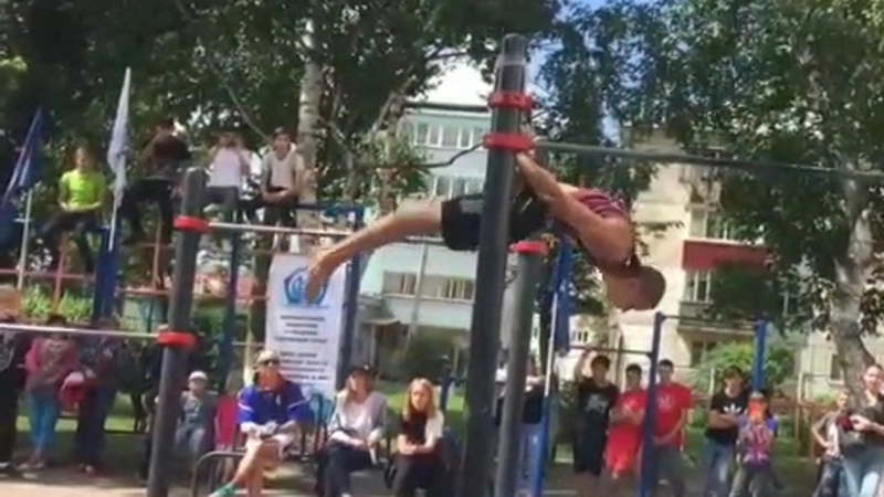 «Круче всех!»: Владимир Суворов, прорыв сахалинского воркаута