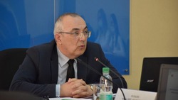 Мэр Поронайского района Александр Радомский ушел в отставку