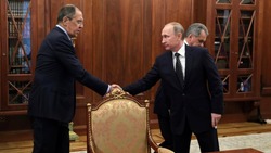 Великобритания ввела санкции против Путина и Лаврова