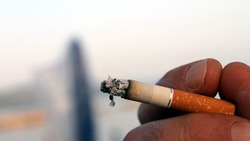 Сахалинцы вошли в число самых заядлых курильщиков в России