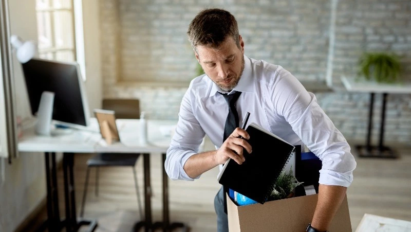 Миллионы от мамы-пенсионерки: сахалинского таможенника уволили за утрату доверия