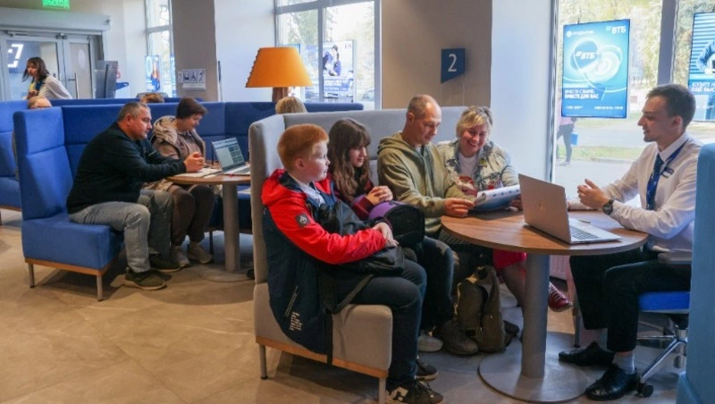 ВТБ: бизнес вдвое чаще привлекает самозанятых