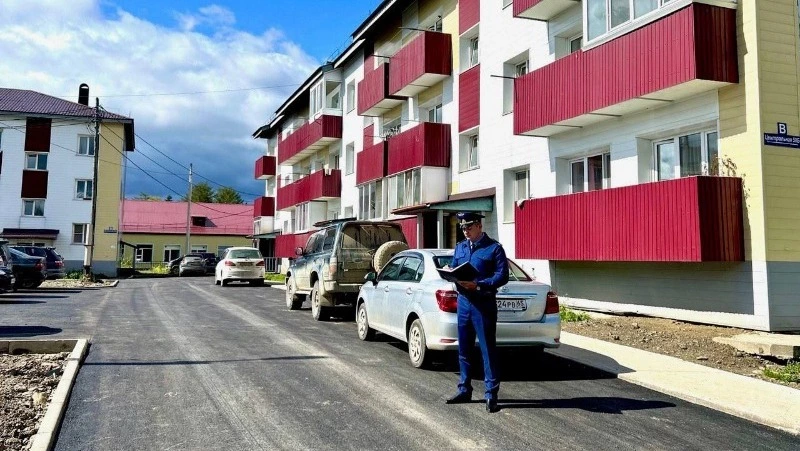 Прокуратура добилась асфальтирования дворов в селе Победино после жалоб