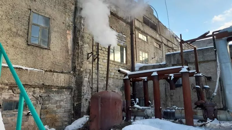 Сахалинский губернатор посмотрел, как работает после «перезагрузки» котельная в Томари