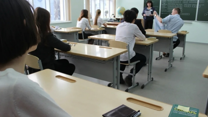 Школам рекомендовали сократить количество контрольных для учеников