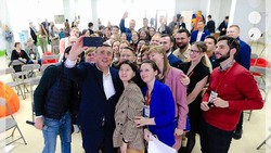 Губернатор Сахалинской области поздравил островных студентов с праздником