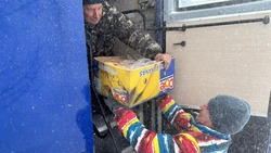 Хлеб развезли по магазинам и селам Долинского и Анивского районов 24 января