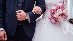 Сахалинцам разрешили регистрировать брак на дому