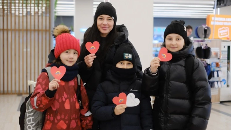 Пассажиры поучаствовали в «сердечной» акции аэровокзала Южно-Сахалинска 