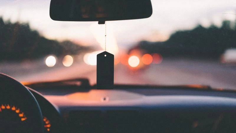 Внук угнал у 70-летнего поронайца автомобиль и потратил деньги пенсионера на игры