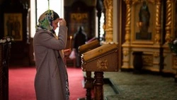 Церковный праздник 19 ноября 2025: традиции, строгие запреты и народные приметы дня