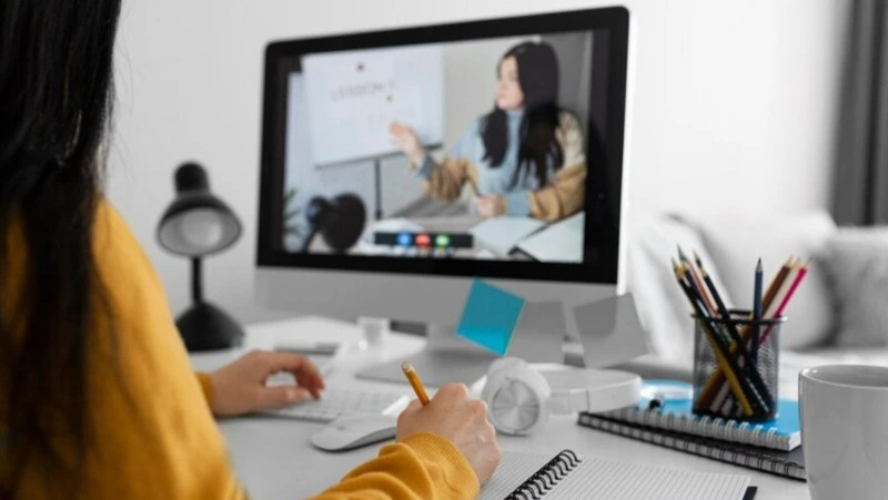 Школьников Корсакова отправят на дистанционное обучение 23 января