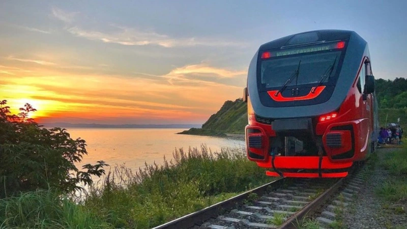 Жители севера Сахалина просят добавить дополнительные вагоны поездам