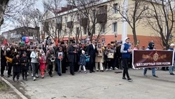 Мэр Корсаковского района прошел в «Бессмертном полку» с портретом родного деда 