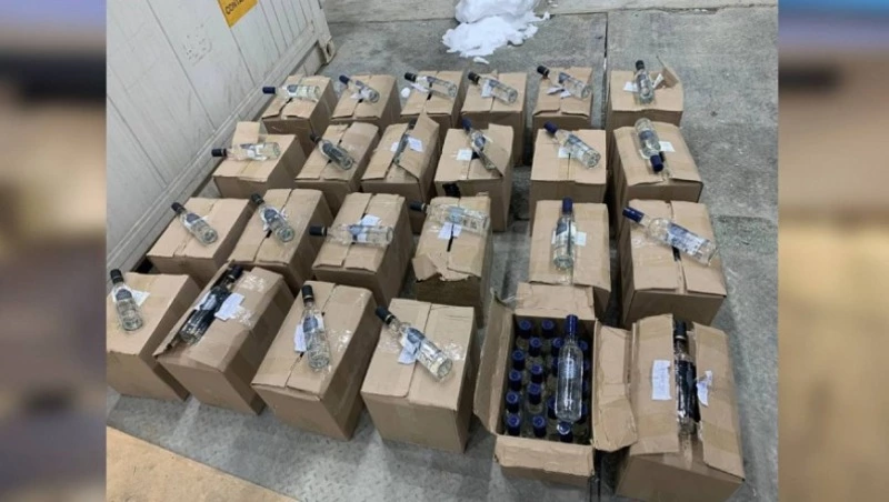 Полицейские задержали сахалинца с крупной партией алкоголя без лицензии