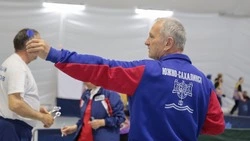 Пенсионеры с Сахалина соревновались в дартсе и шахматах за путевку на всероссийский этап Спартакиады