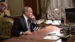 Песков: Путин пока не планирует встречаться с новым премьером Японии
